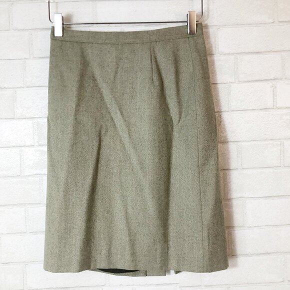 Barneys New York's Vintage 100% Wool Made in Italy Tan Pencil Skirt Size 6 - Picture 1 of 3